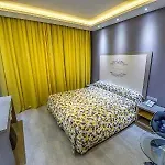 Hotel Nicholas Color 4*
