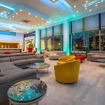 尼古拉斯彩色酒店 4*