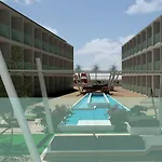 Nicholas Color Hotel