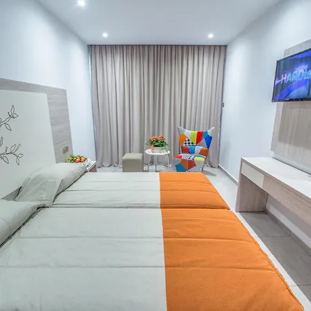 Nicholas Color Αγία Νάπα