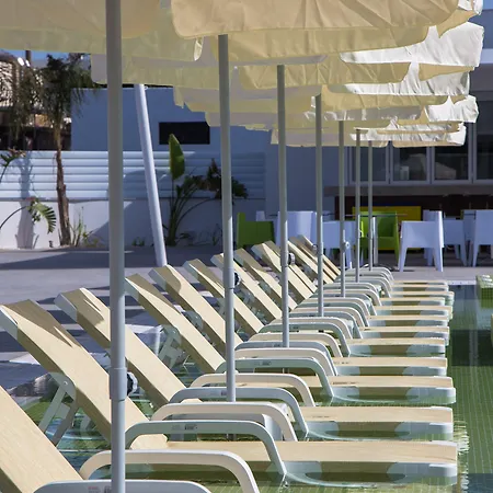 Hotel Nicholas Color 4*