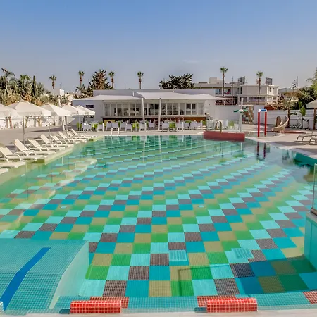 Nicholas Color Hotell Ayia Napa