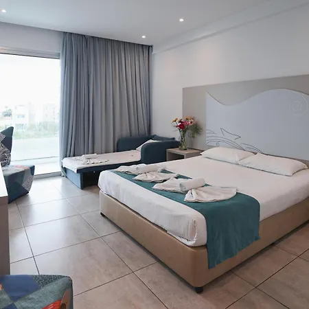 Nicholas Color Hotell