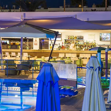 Отель Nicholas Color