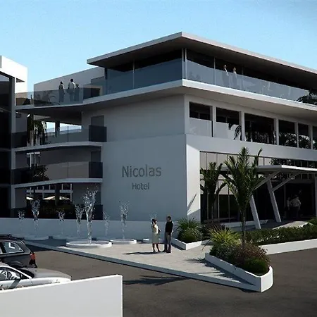Nicholas Color Hotel 4*