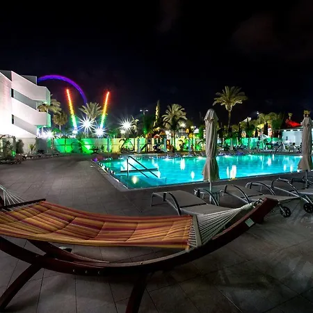 Nicholas Color Hotel 4*