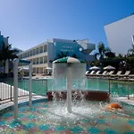 Nicholas Color Hotel 4*