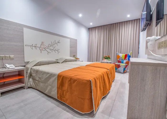 Nicholas Color Hotell Ayia Napa