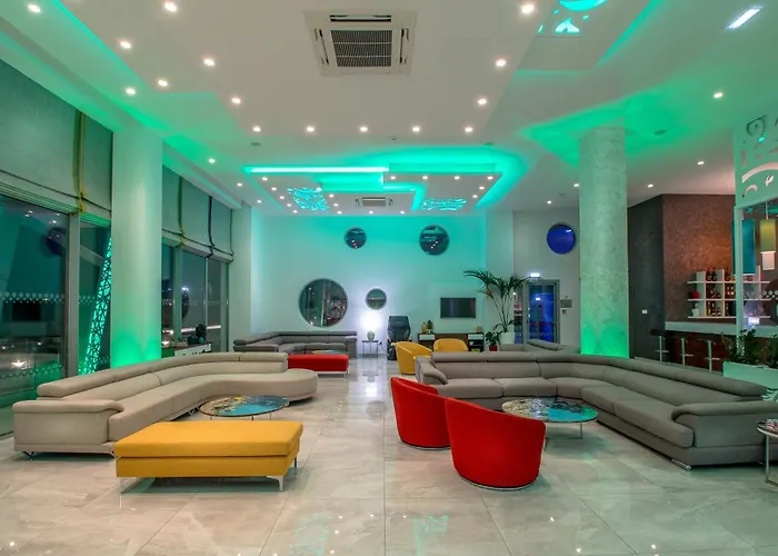 Nicholas Color Aya Napa