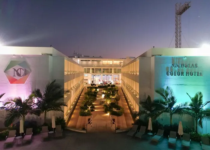 Hotell Nicholas Color