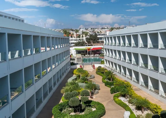 Hotell Nicholas Color 4*