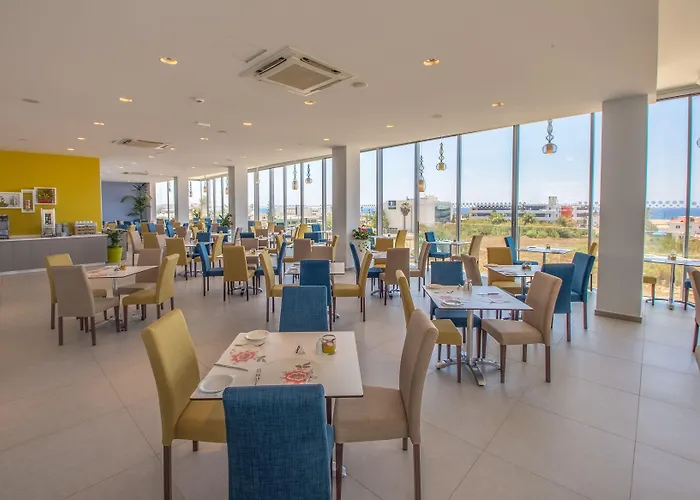 Nicholas Color Hotell Ayia Napa