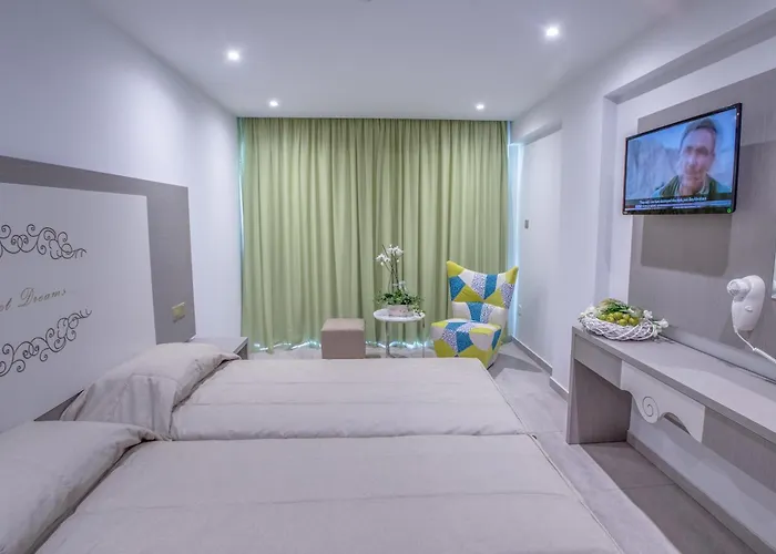 Nicholas Color Ayia Napa